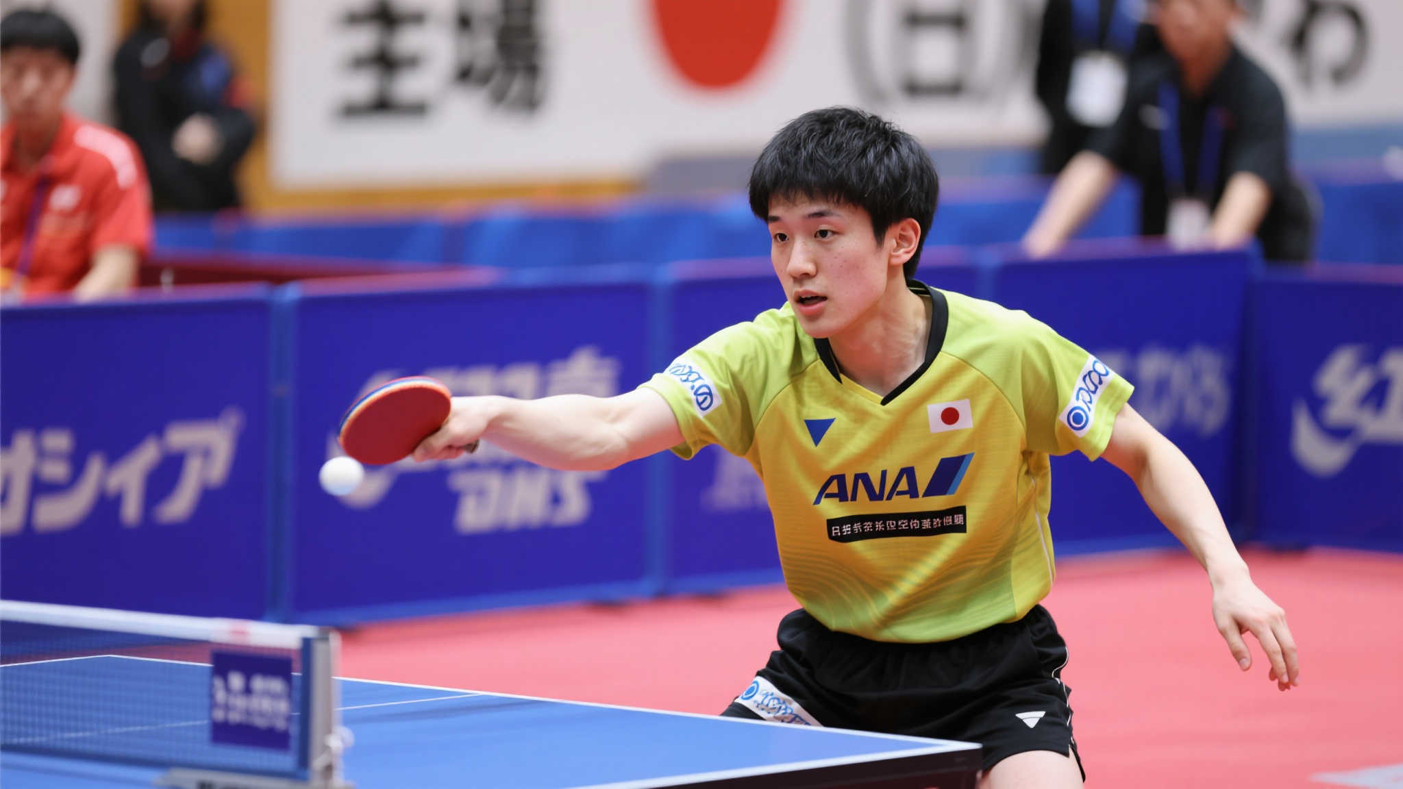 勇敢跨越舒适区，户上隼辅转战德甲新挑战